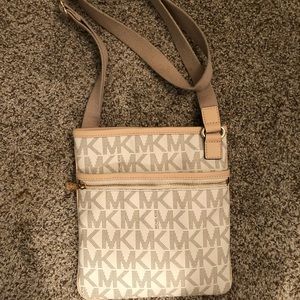 Michael Kors Crossbody